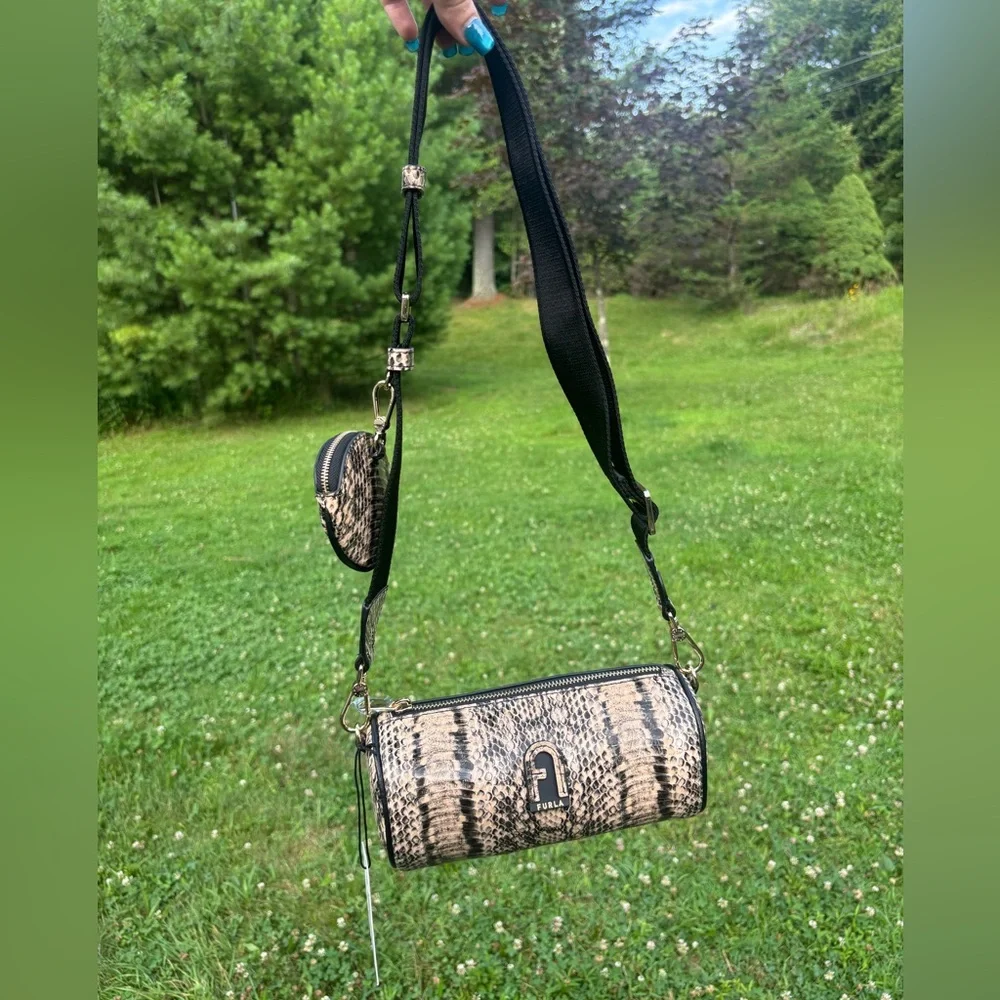Furla Snakeskin Crossbody with Coin Pouch - Modern Luxe Statement NWT - Picture 2 of 15